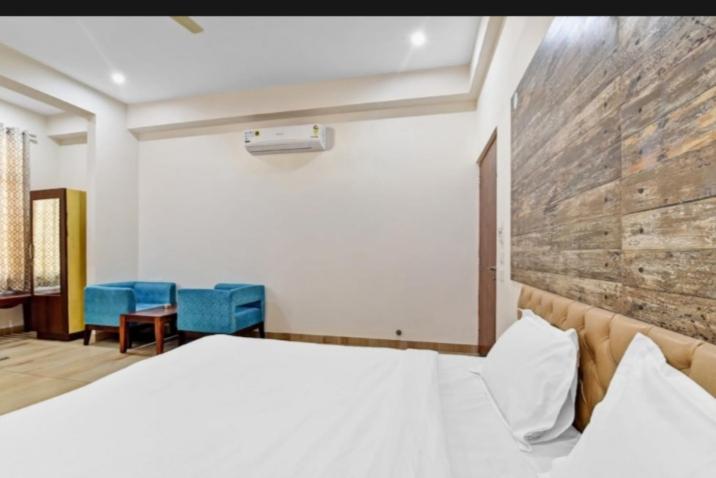 Hotel Amrapali Inn Jaipur Bagian luar foto