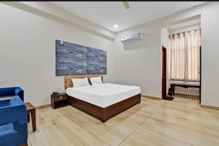Hotel Amrapali Inn Jaipur Bagian luar foto